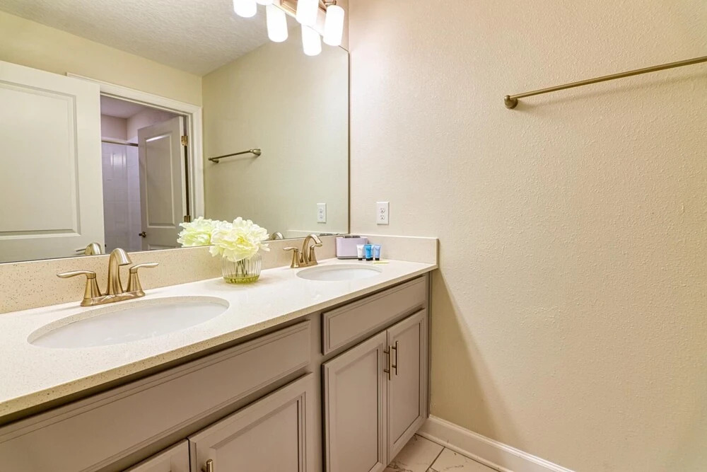Michael's Contemporary Townhome at Champions Gate