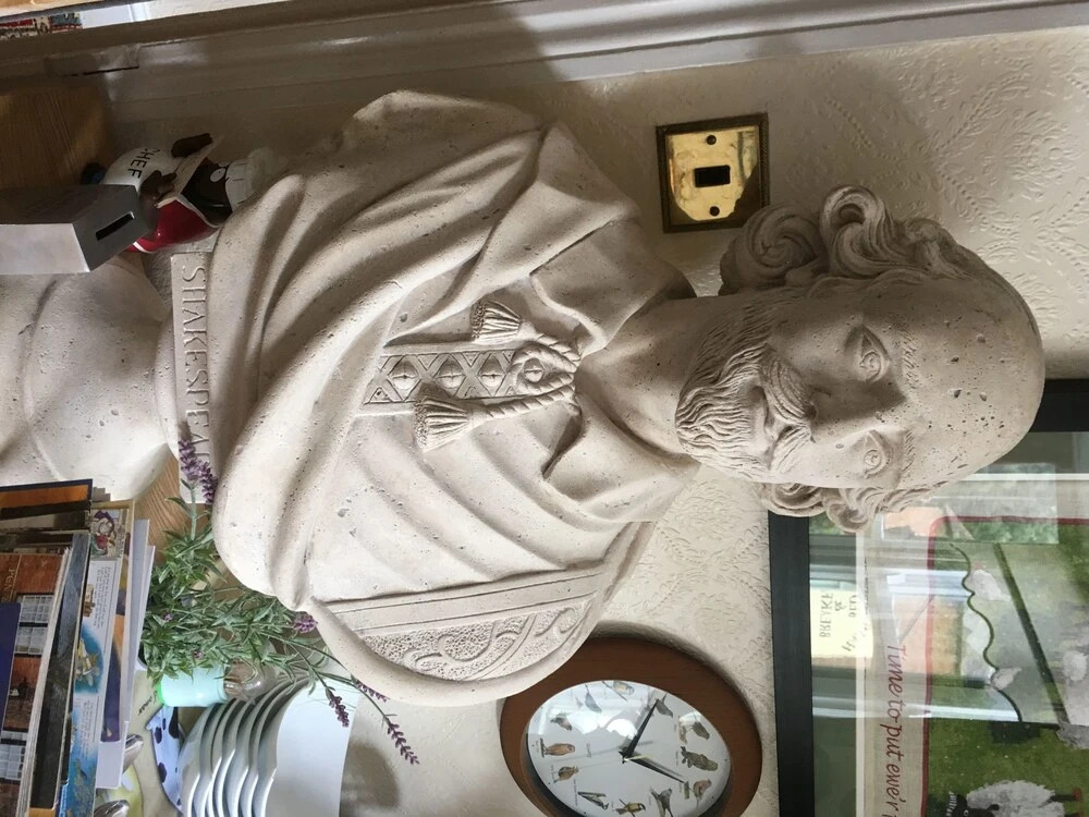 Hamlet House B&B