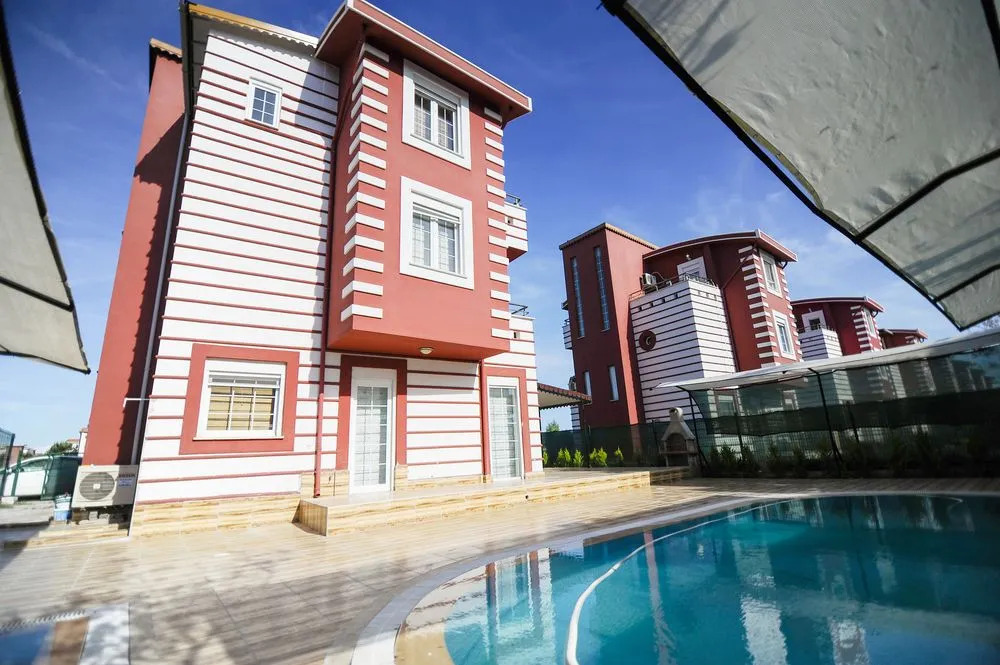 Happy Land Villas