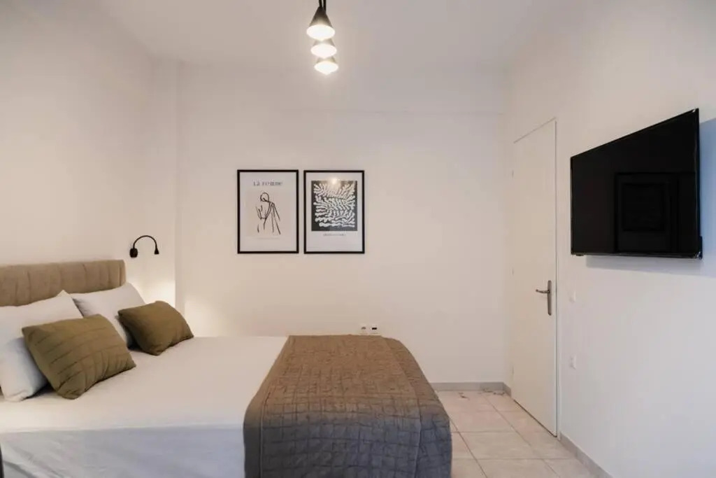 Alexandros Apartments