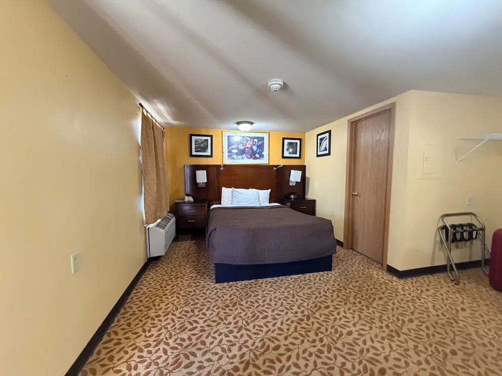 Regal Inn Coffeyville KS US 169