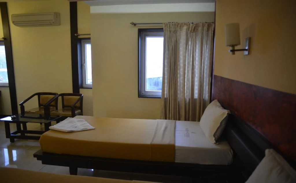 Vijey Hotels