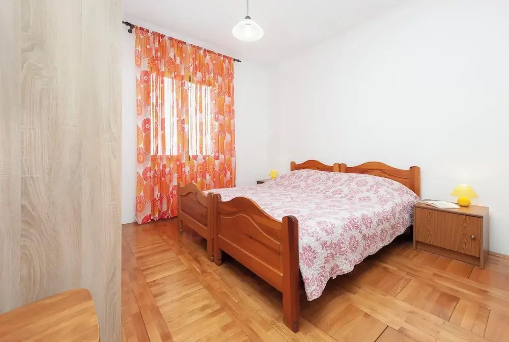 Apartment Eda