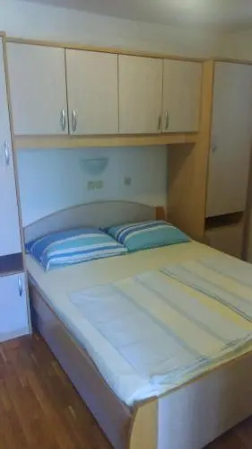 Apartmani Ana i Predrag -Lopar