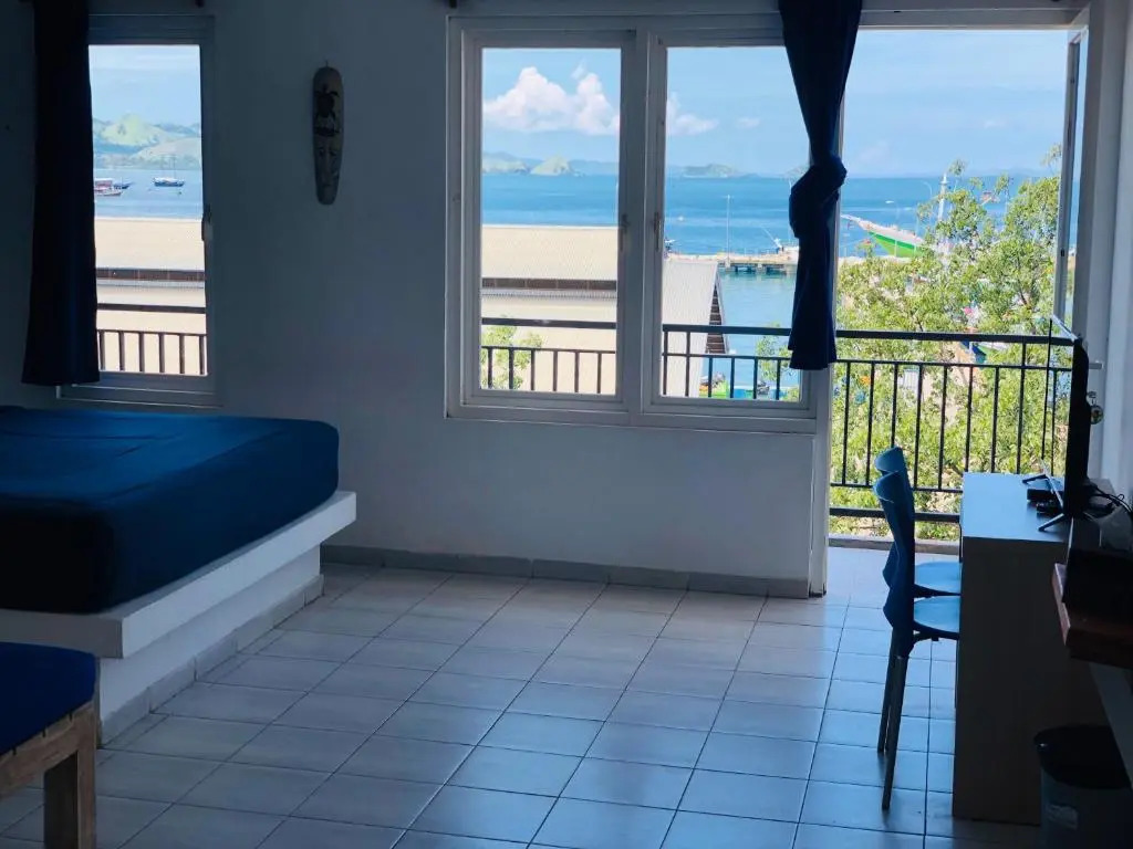 Blue Ocean Hotel