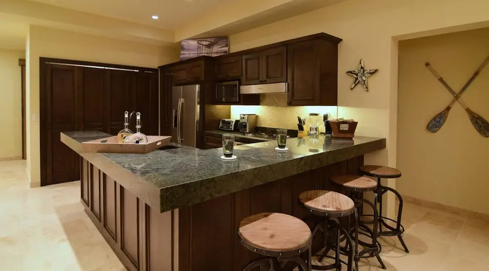 Beautiful Holiday Condo in a Prime Location in Cabo San Lucas 1025