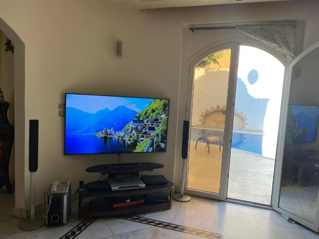 4 bedroom villa with garden and private pool