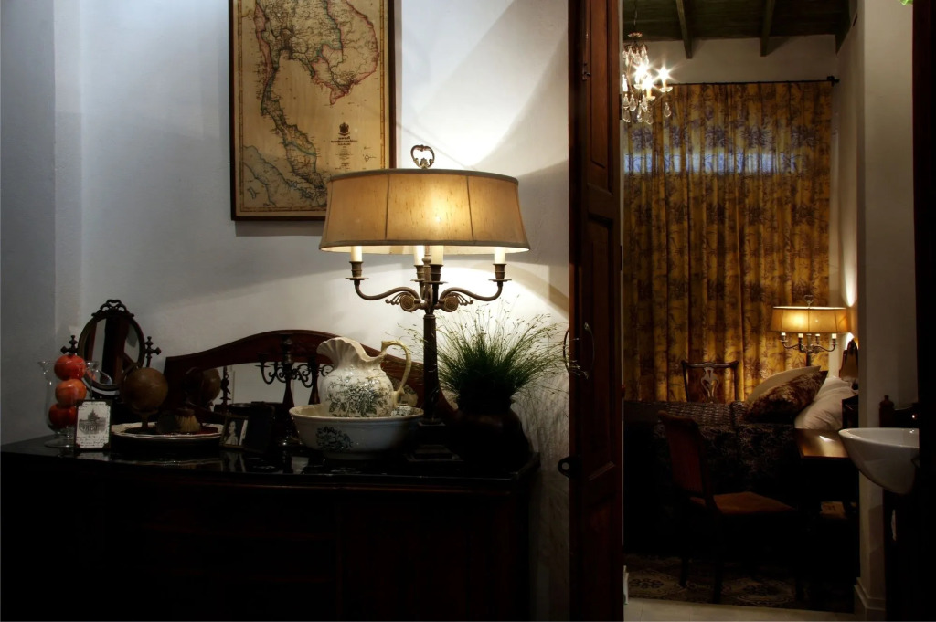 The Bhuthorn Bed & Breakfast