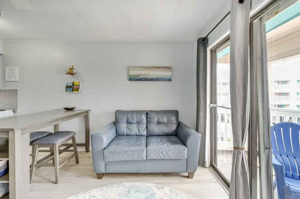 Corpus Christi Condo: Pool + Access To North Beach