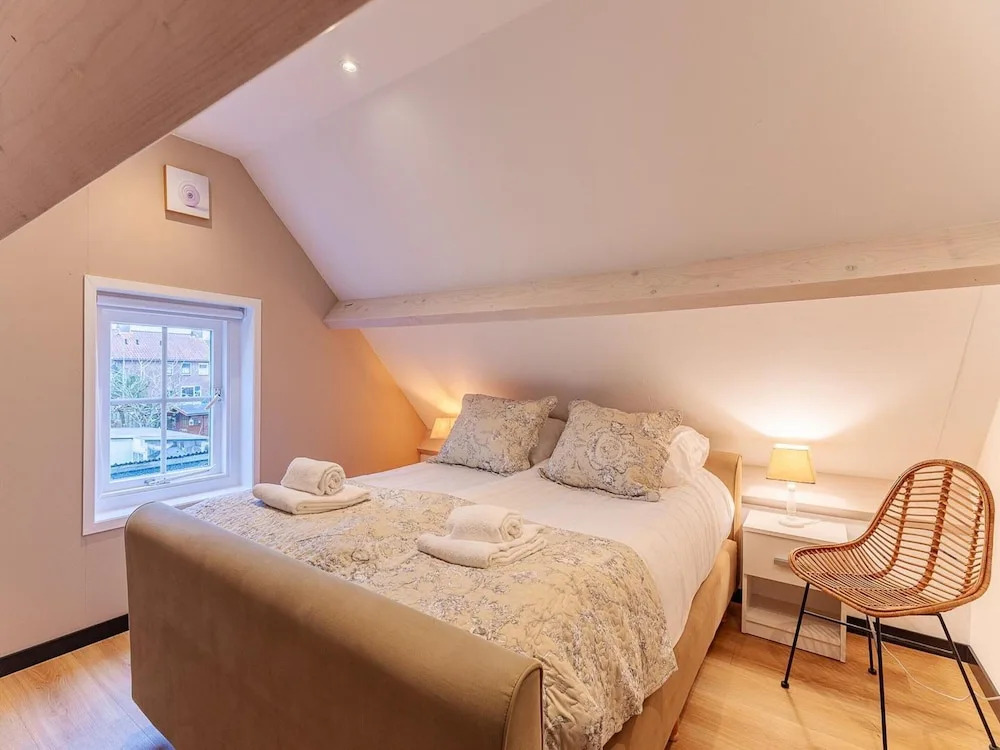 Modern Holiday Home in Vrouwenpolder