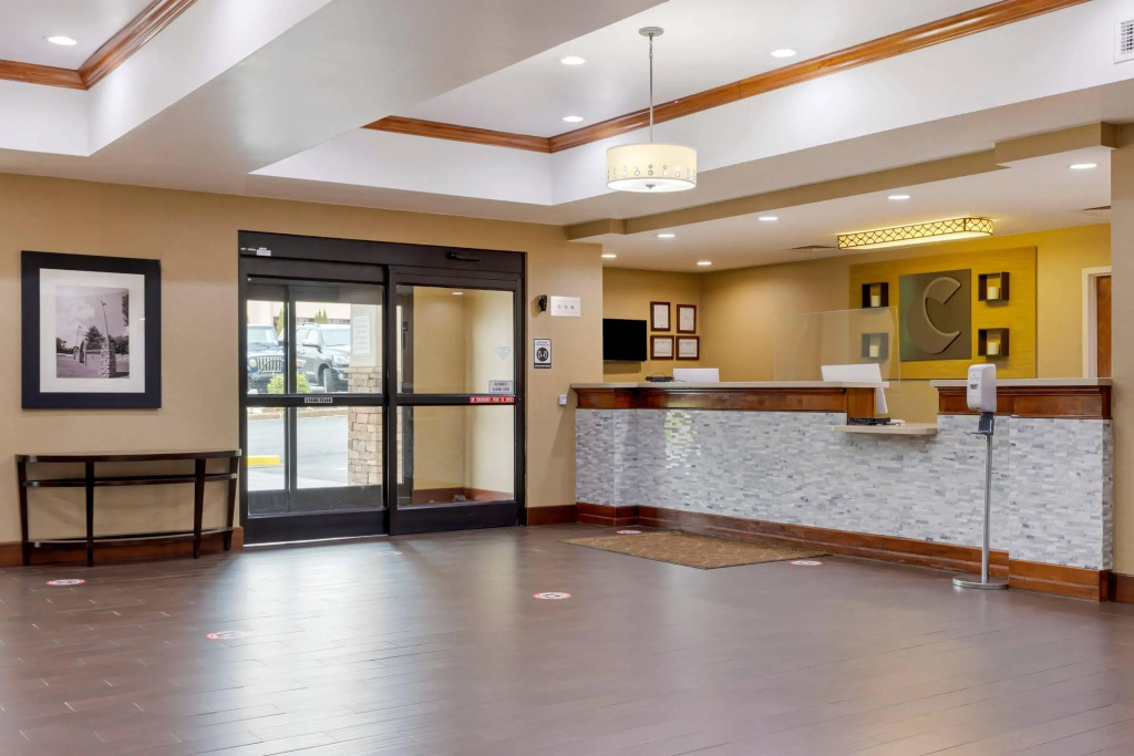 Comfort Suites Johnson City near University