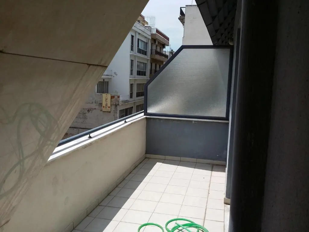 Kosmos Service Apartment City Center 1 With Parking