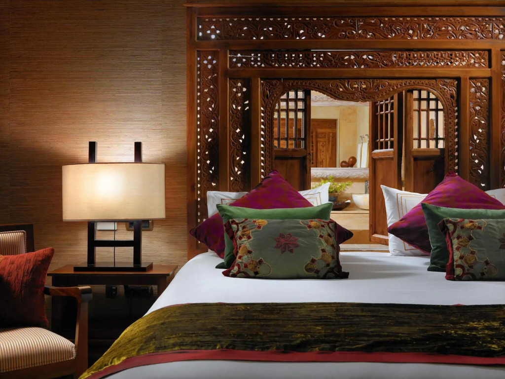 Royal Garden Villas, Luxury Hotel