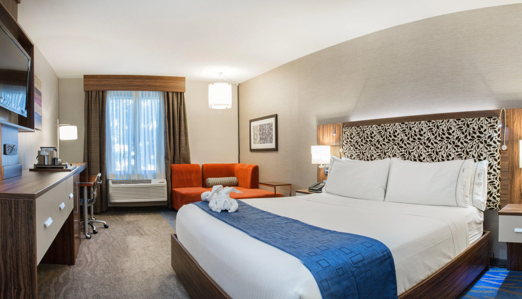 Holiday Inn Express Redwood City Central by IHG