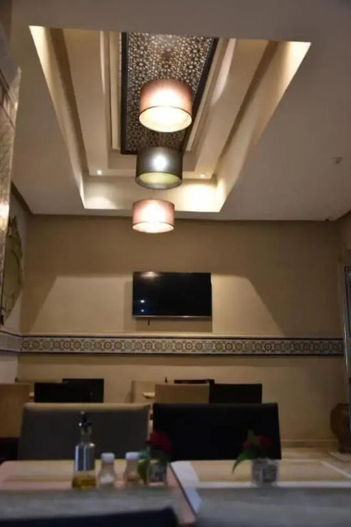 Cadé Hotel
