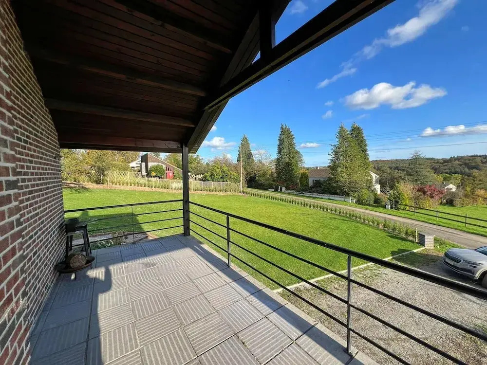Peaceful Escape With Garden