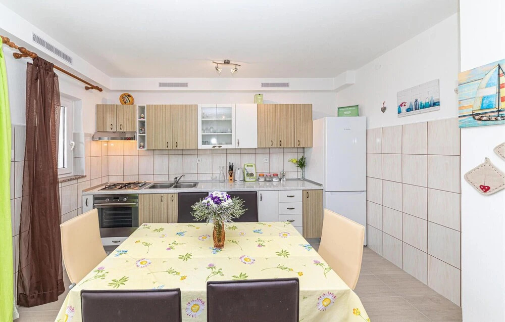 Awesome Apartment in Trogir With 2 Bedrooms and Wifi