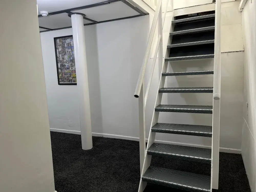 Liverpool Waterfront Stay, excellent location , parking available