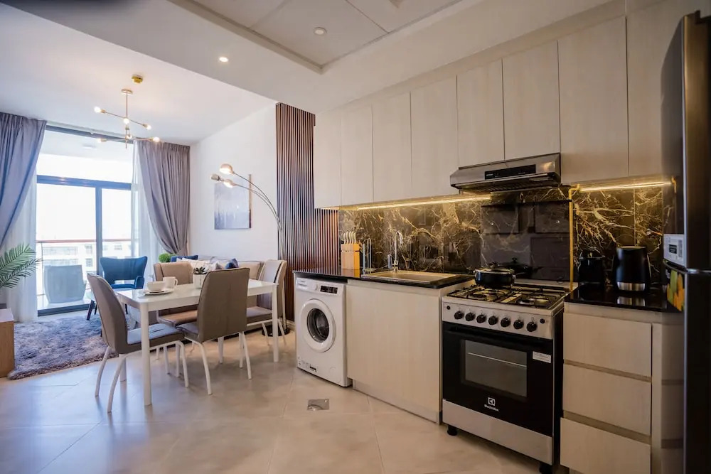 Nasma Luxury Stays - Binghatti Avenue