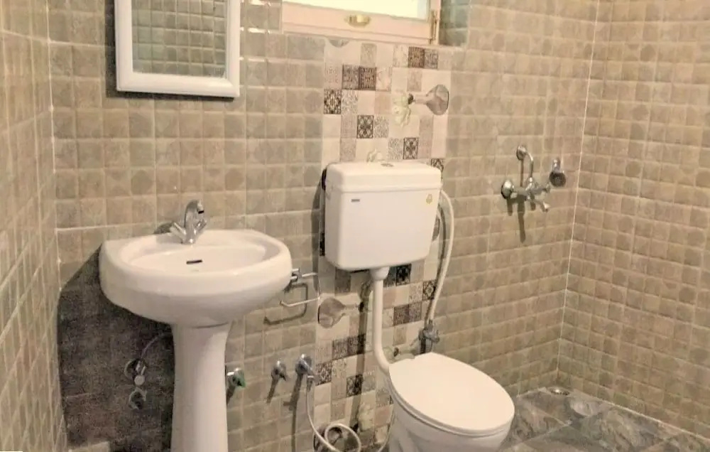 Shorkhan Guest House