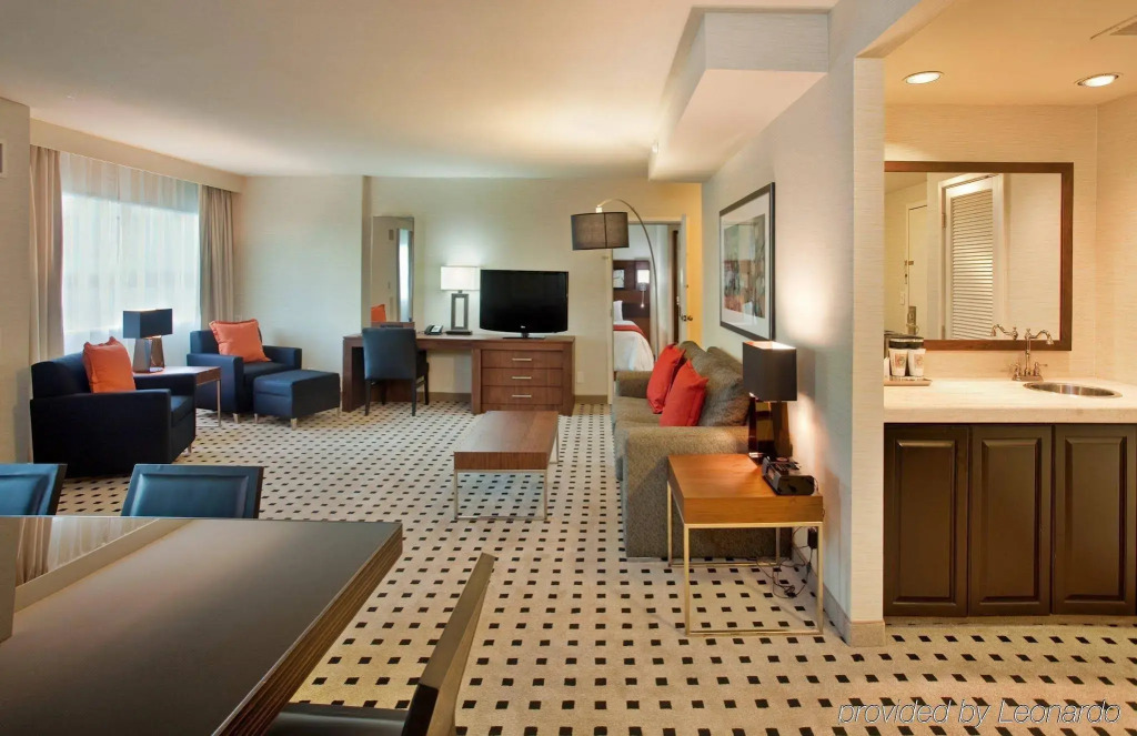 Radisson Plaza Hotel at Kalamazoo Center