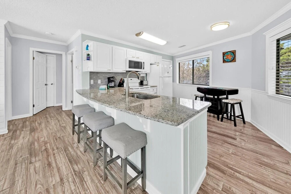 Crystal Village II, Unit 19B