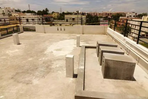 Dee Dee Ladies Hostel