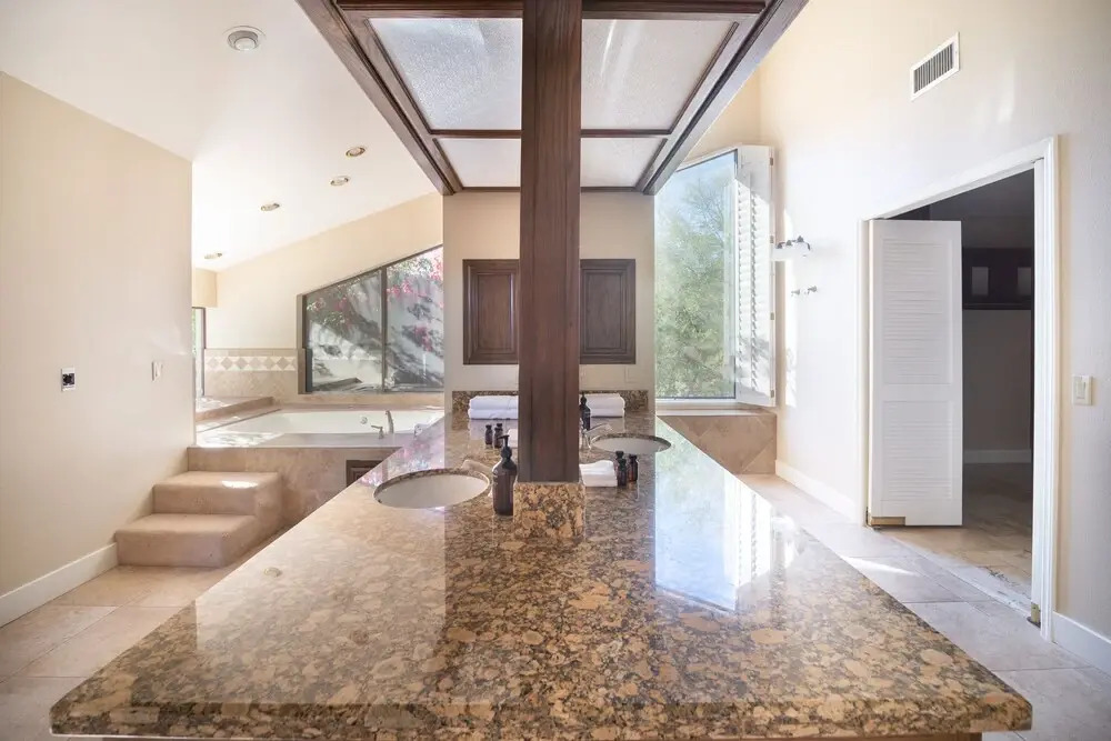Sonoran by AvantStay Roomy Getaway w Pool Rooftop Deck Amazing Desert Views
