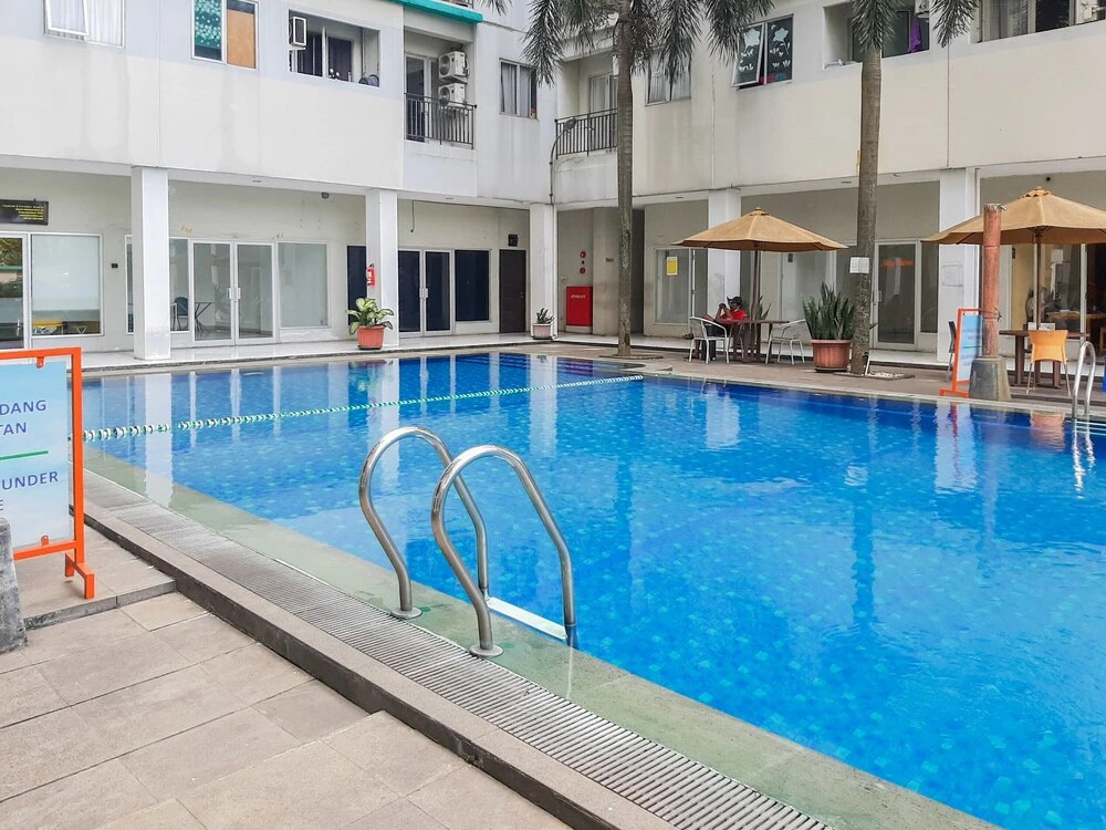 Delightful 2Br at Sky View Apartment Serpong Near BSD