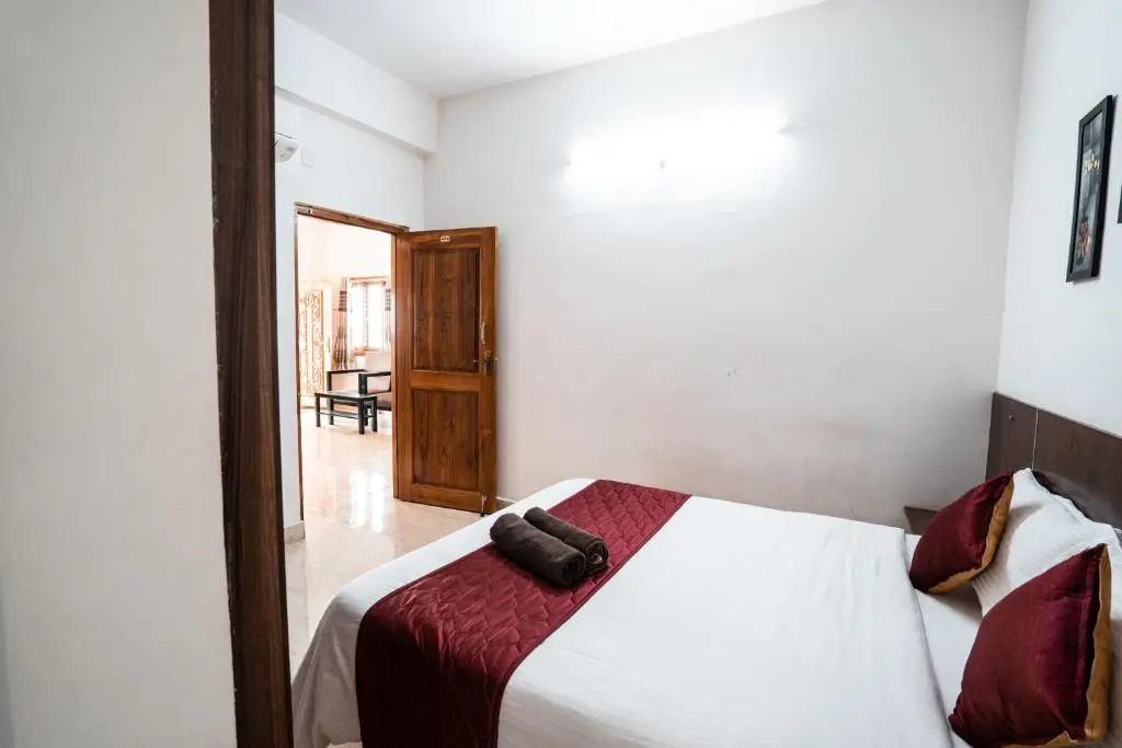 Mahasri Homestays Fully Furnished 2BHK & 1BHK Apartments