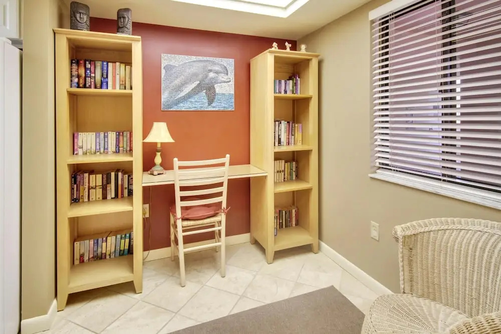 Land's End 204 Building 7 Private Balcony / Beachfront Condo!