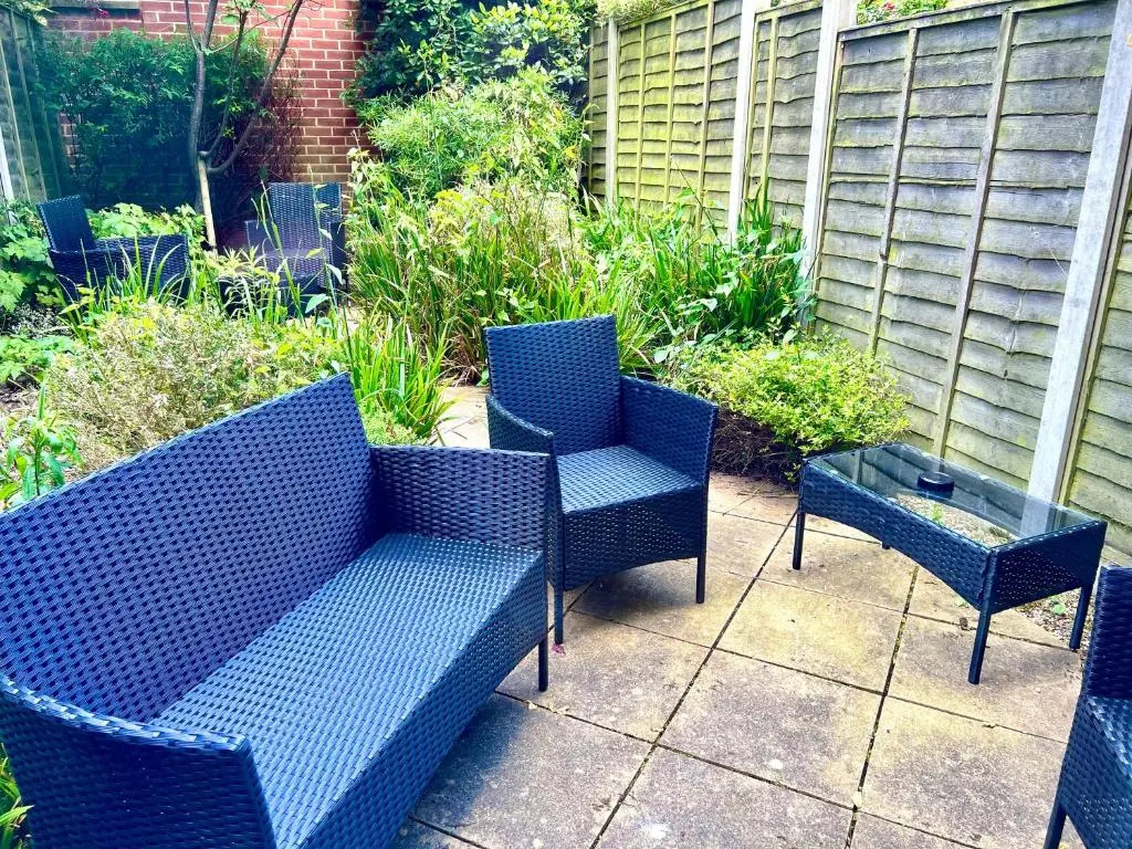 Beautiful 3-bedroom house, city centre, parking