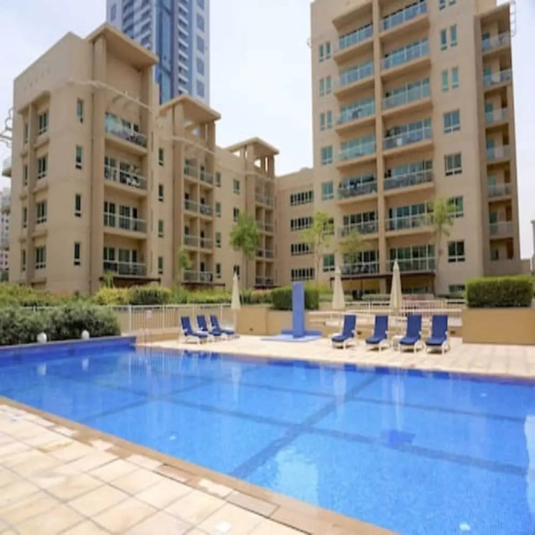 Lux BnB I Turia Tower I Lake & Garden View