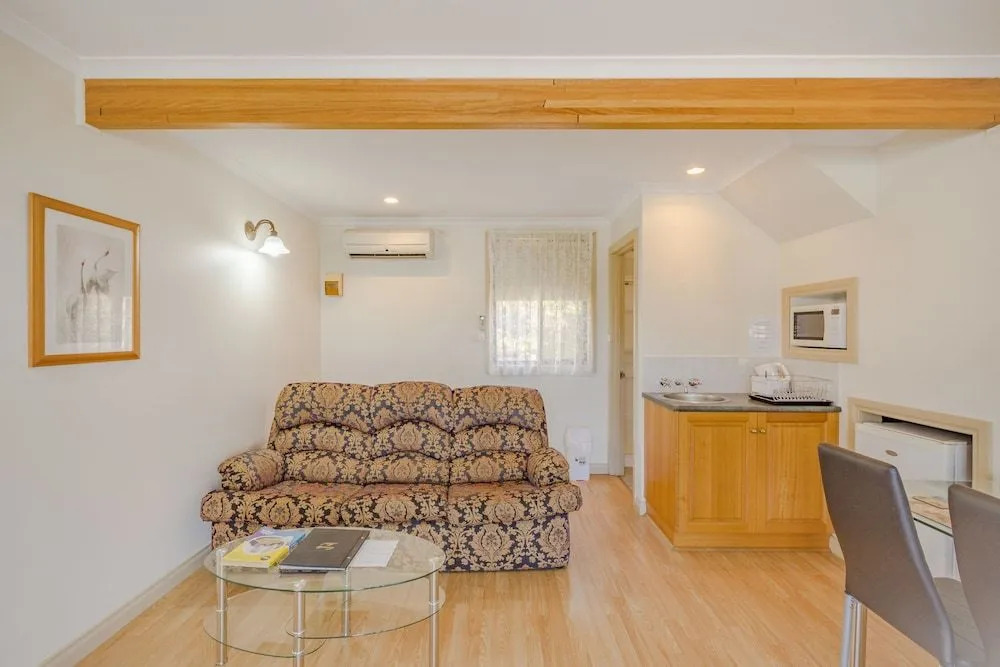 Queechy Motel