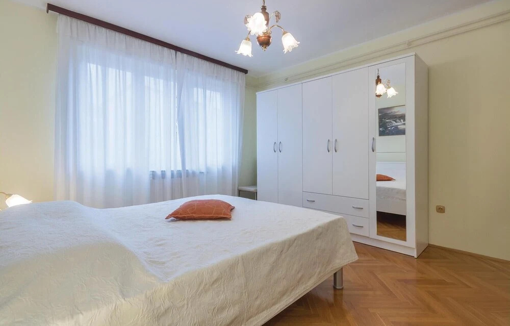 Nice Home in Pula With Wifi and 2 Bedrooms