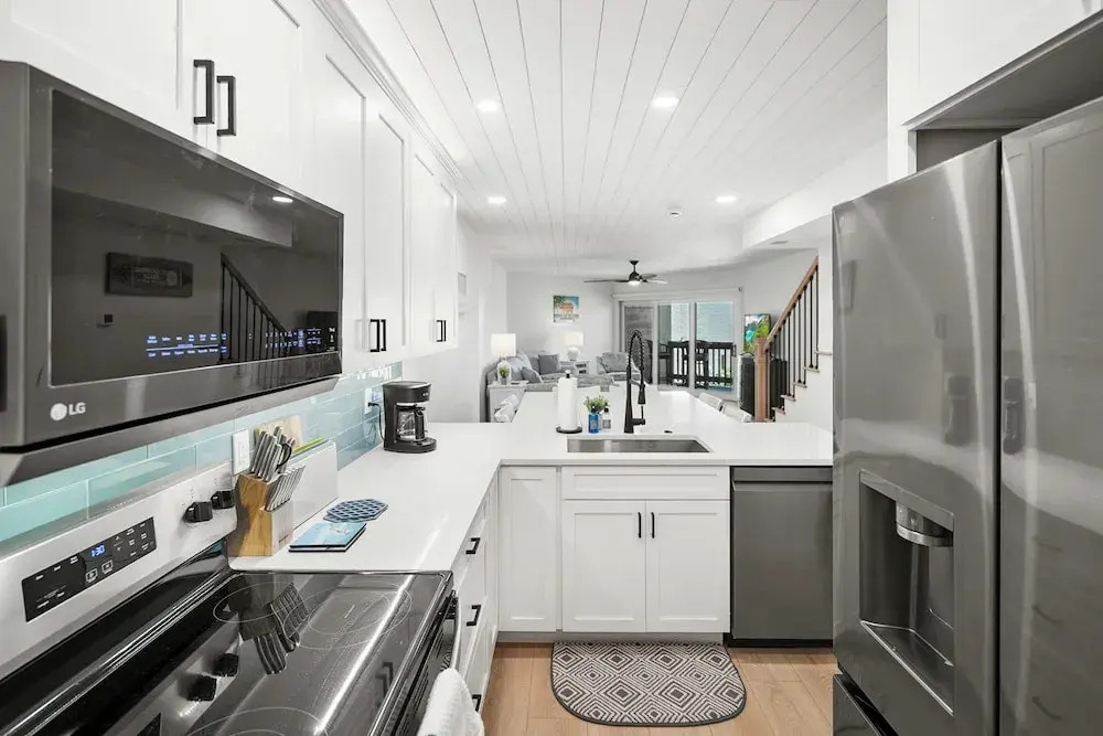 Direct Ocean View Steps to Beach Modern Updates