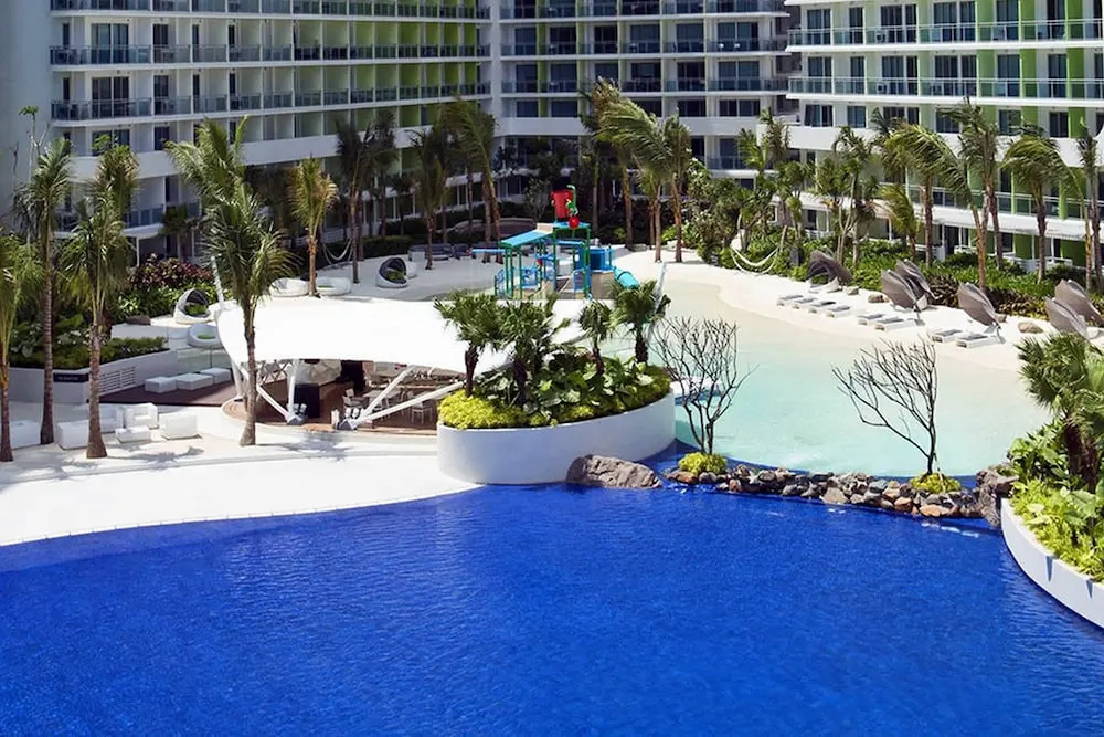 Urban Resort luxury Staycation at Azure Residences Rio Tower