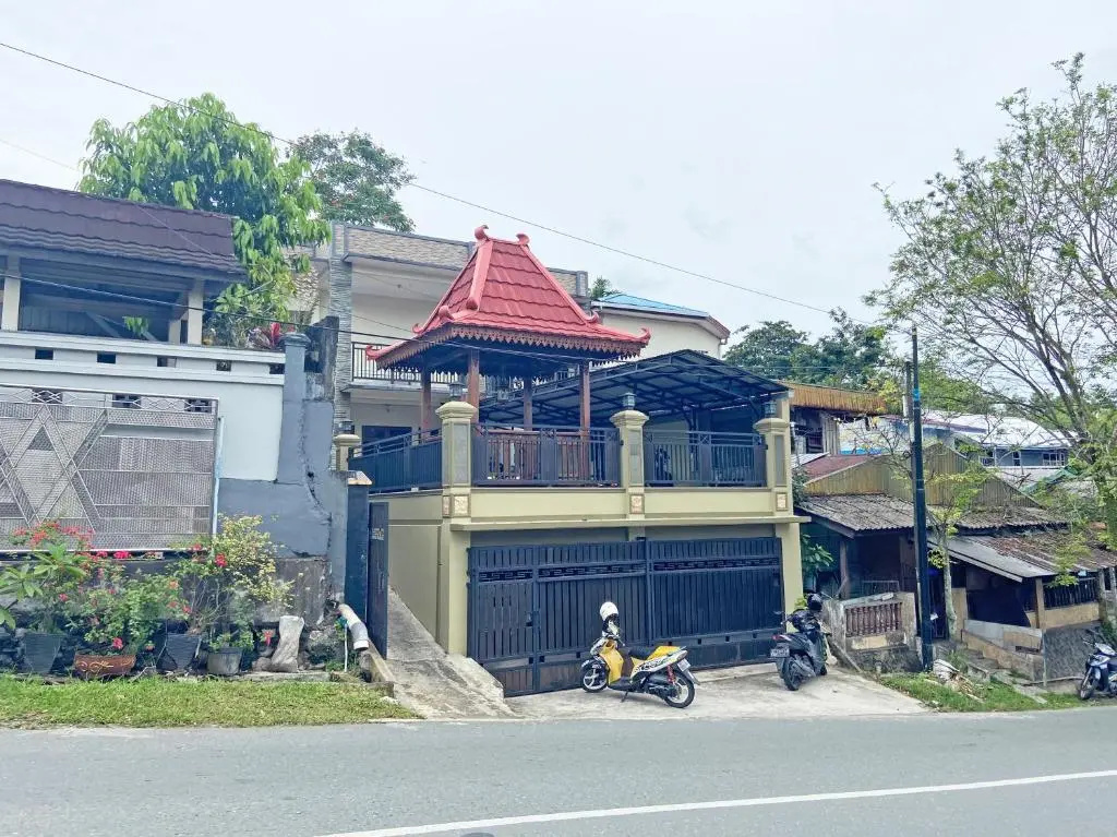 SPOT ON 92042 Sumber Rejo Homestay