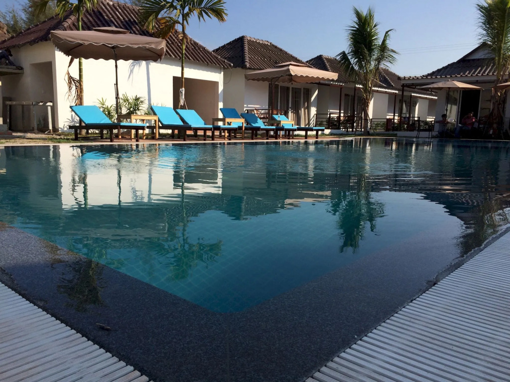 Sea Breeze Resort