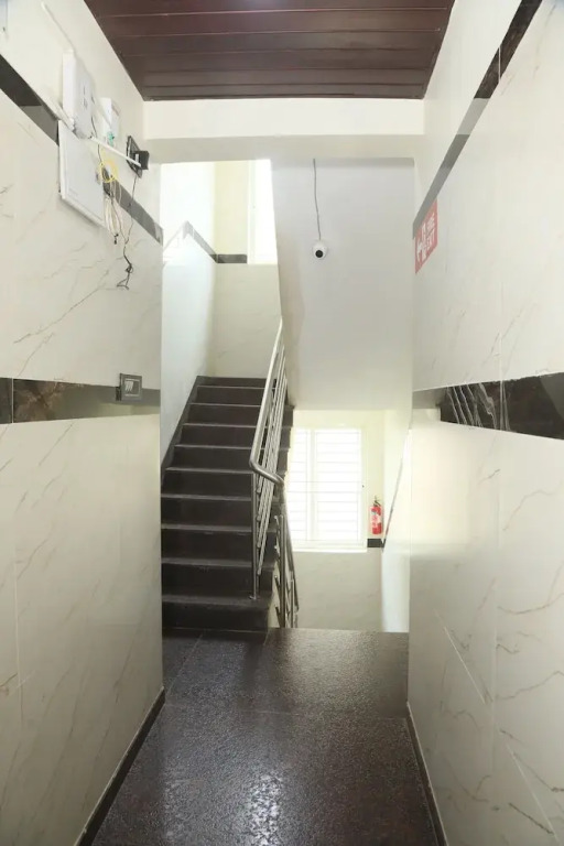 Townhouse Chinnappanahalli Lakeview Bangalore Formerly Rest O
