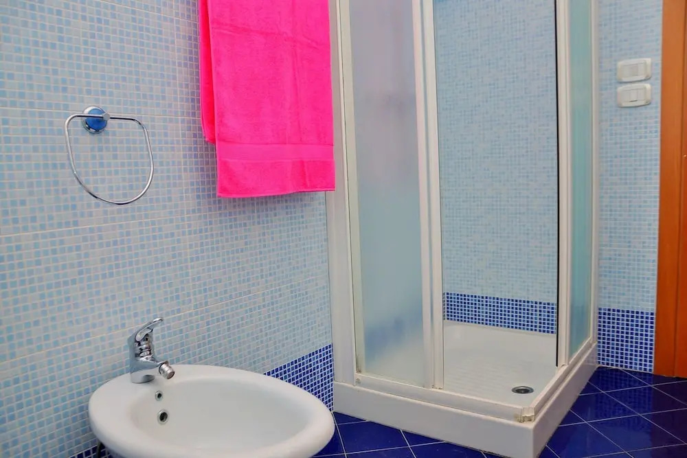 Lovely Flat With Side sea View and Swimming Pool