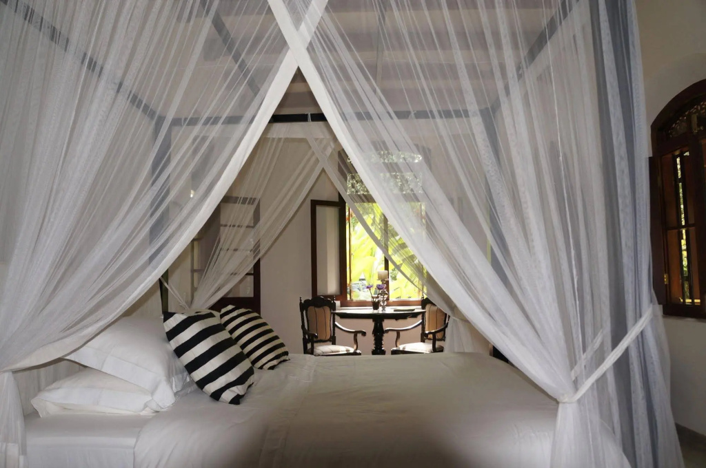 MO River House Luxury Villa