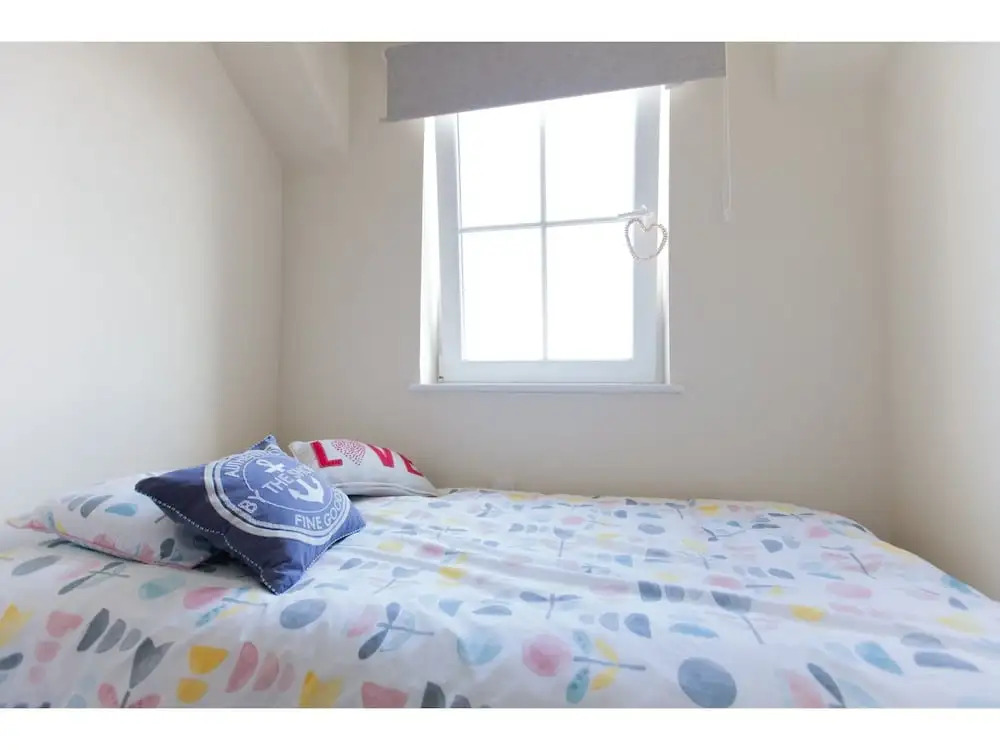 Park & Play! Superb Flat W/parking Near Shore