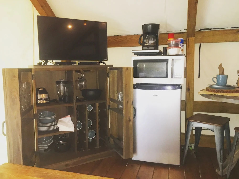 Geronimo Creek Retreat Getaway Cabin A 1 Bedroom 1 Bathroom Cabin