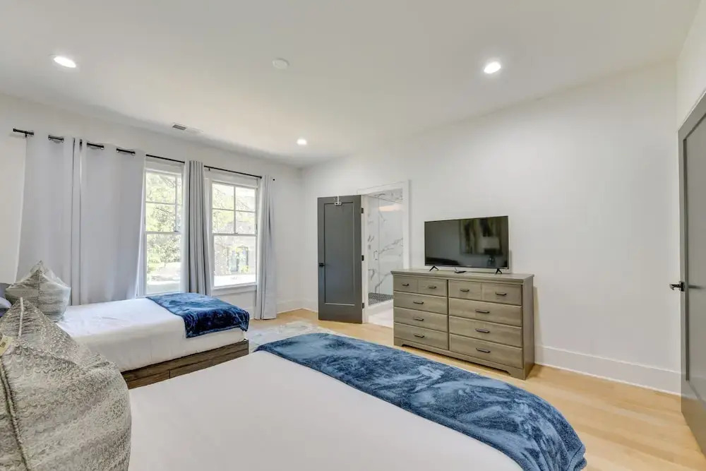 Luxe Townhome in South End Charlotte Near Uptown!