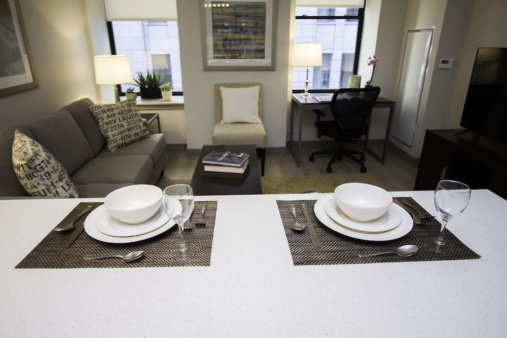 Cook City Suites - 1338 Chestnut Street