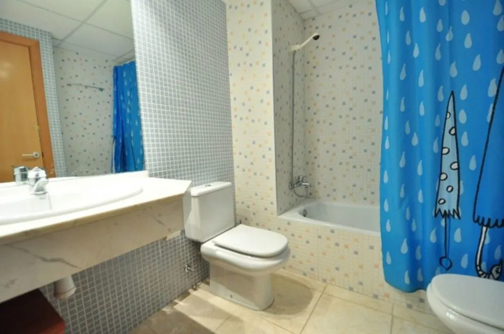 Apartamento Vista a la Piscina Para 8 Personas en Cambrils