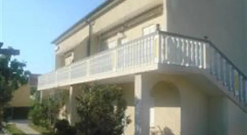 Apartments Brankica
