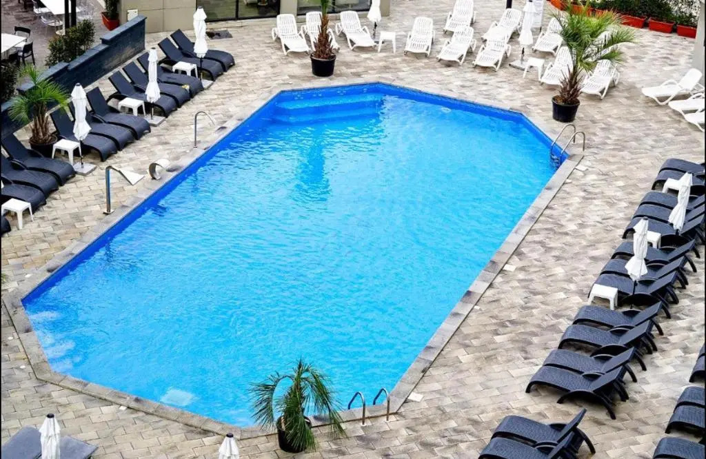 Aqua Vista 1BR Apartment Spa Pool ALEZZI Beach resort