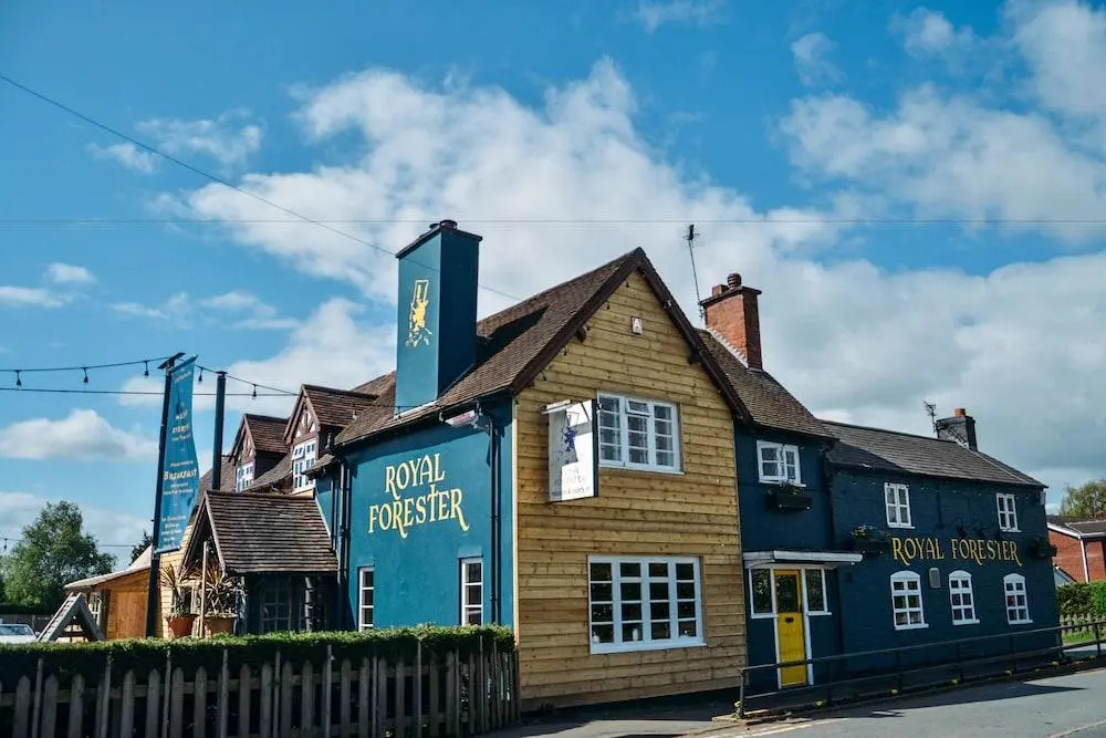 Royal Forester Country Inn